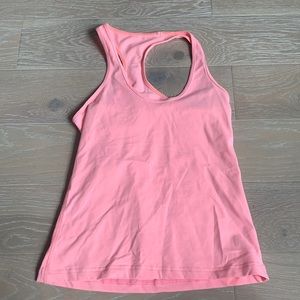 Lululemon top